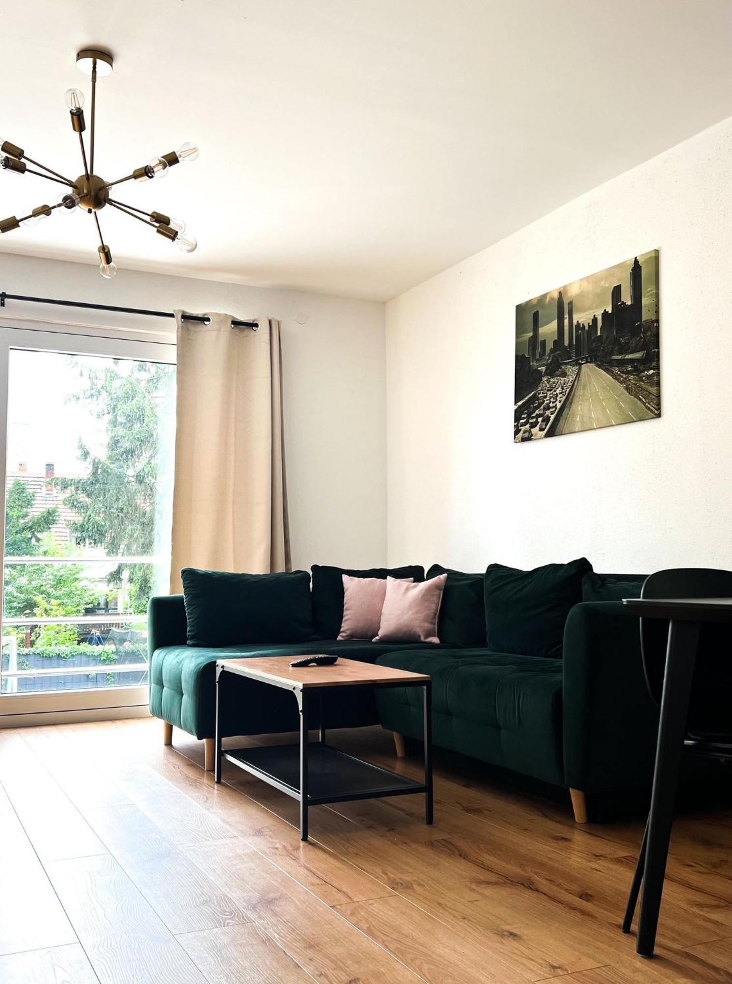 2 Zkb Apartment In Mannheim Kueche - Parken - Grosser Tv Exterior photo